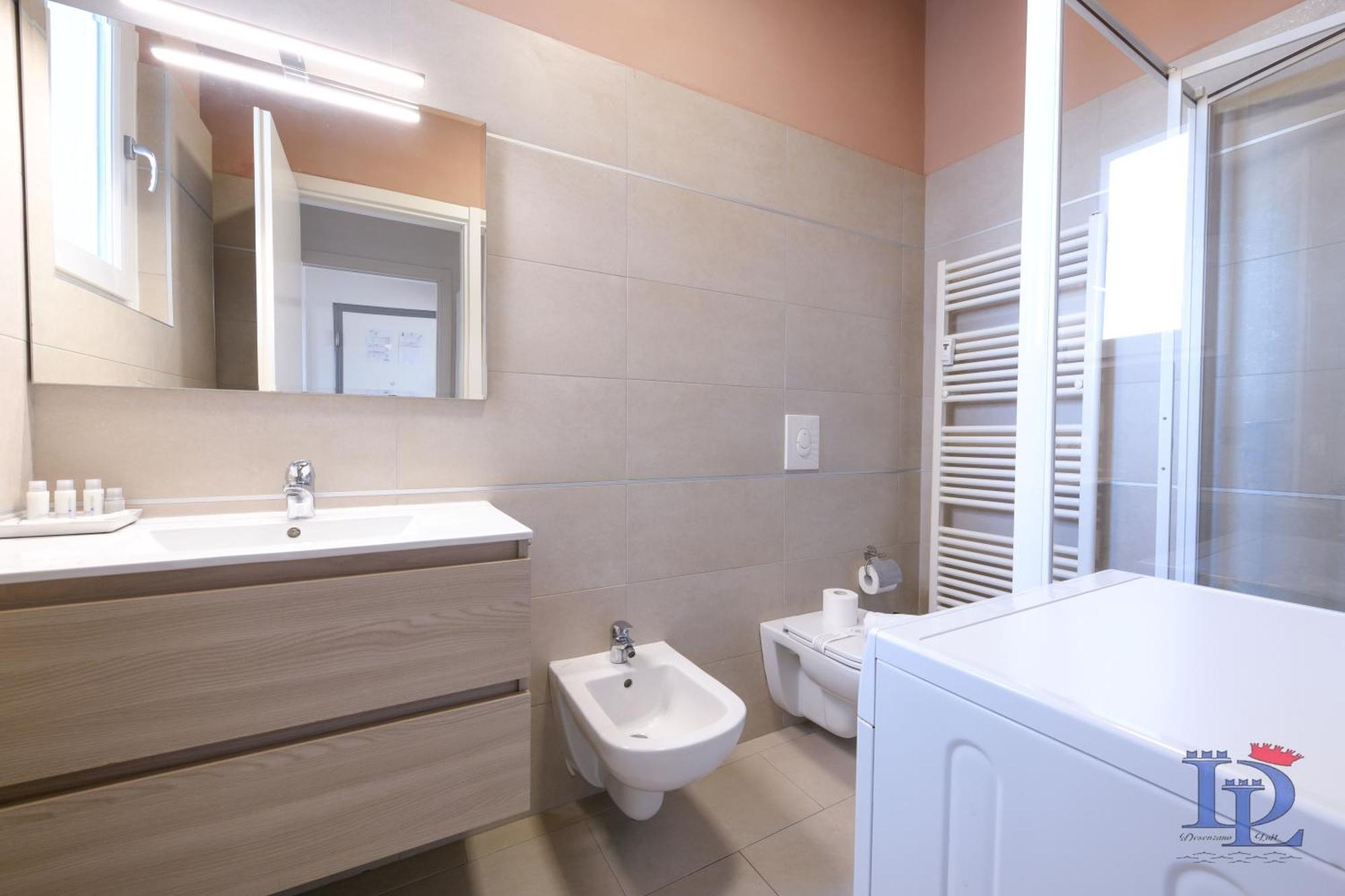 Desenzanoloft Official Partner Marriott Homes & Villas - Smiling In Desenzano Lake View 代森扎诺-德尔加达 外观 照片